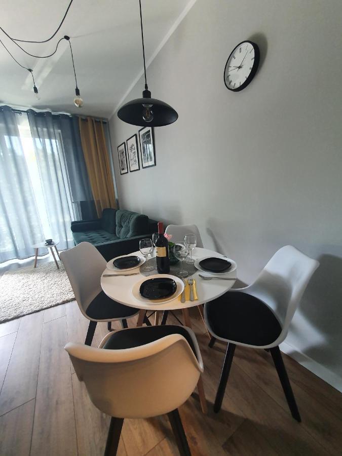 Vizzit Us Premium Apartments Marina Mokotow Warszawa Exteriör bild